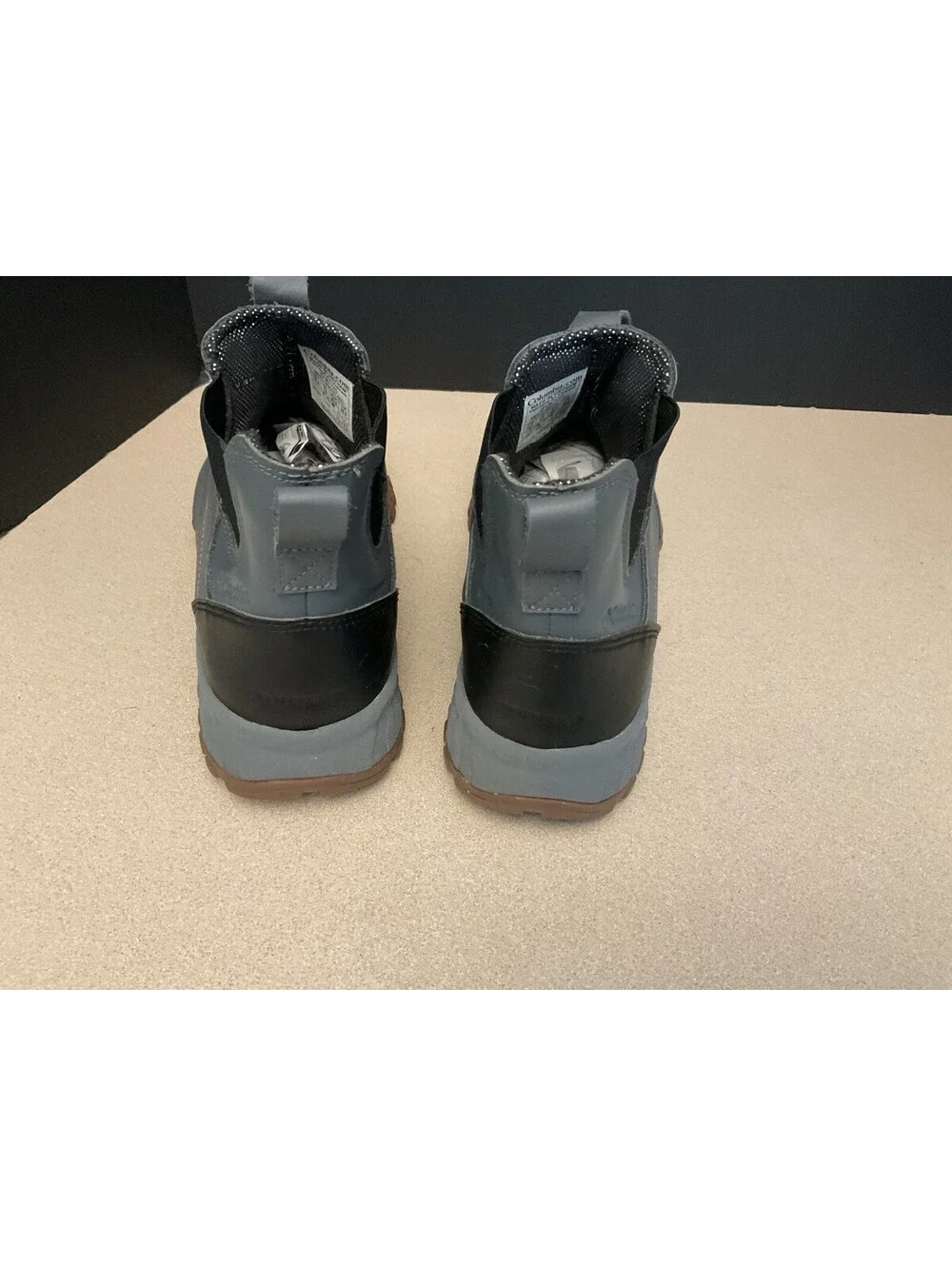 Mens Columbia Fairbanks Rover Chelsea Boots Gray Waterproof Omni-Heat. Size 10.5